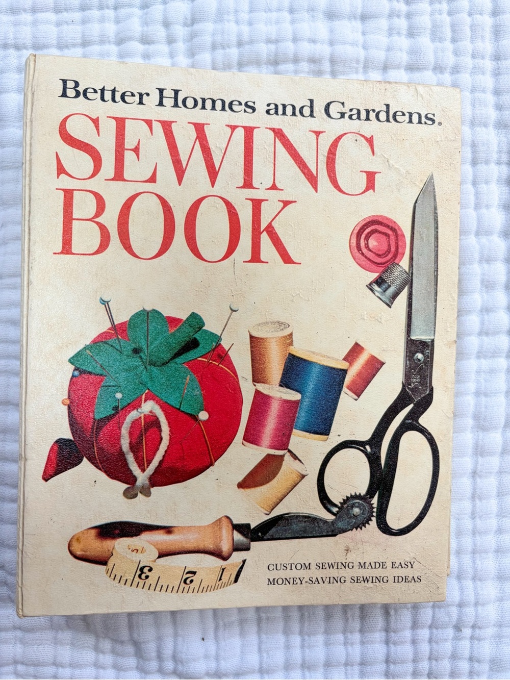 Vintage Better Homes and Gardens Sewing Book Ring Binder Mid Century Sewing Guid